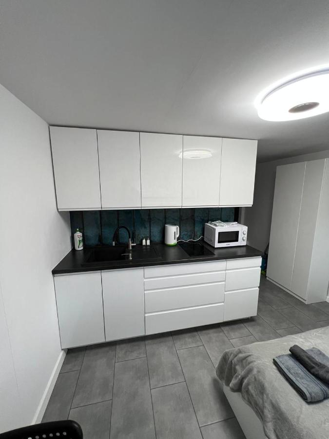 New Apartment On Batorego, Metro, Centre , Wi-Fi - By Hik Apartments Varsovia Exterior foto